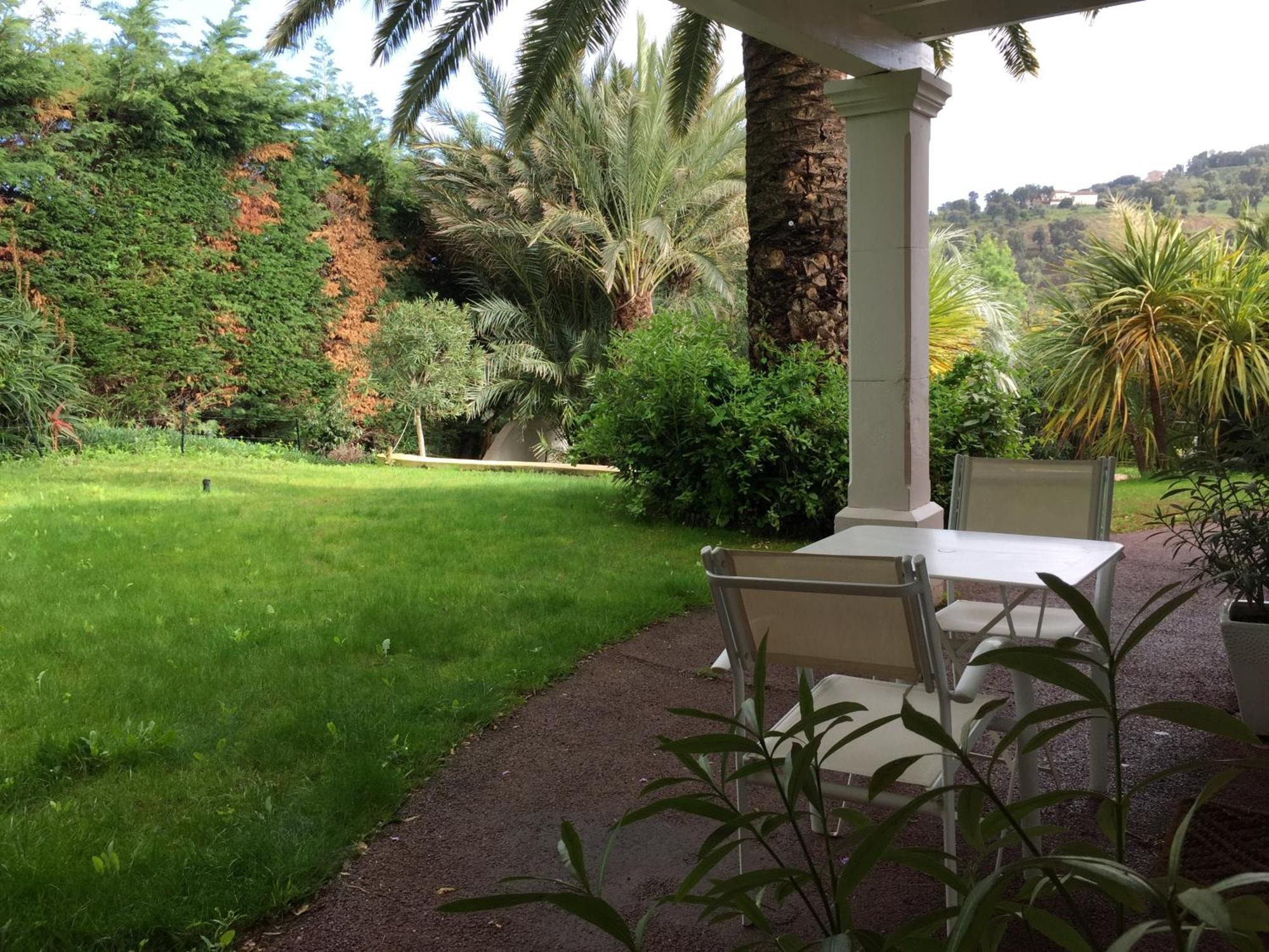 Bed and Breakfast L'Oasis-Les Issambres Zimmer foto